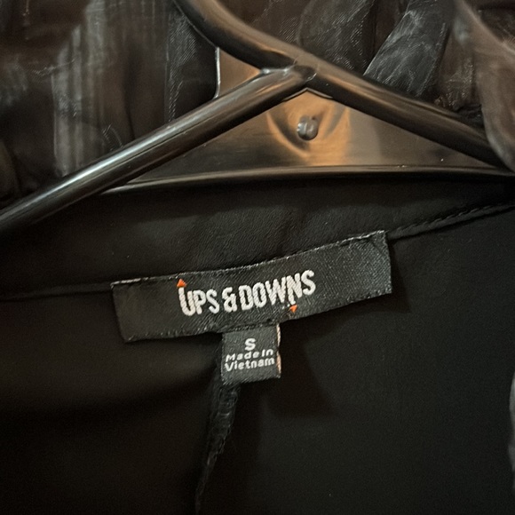 Ups and Downs Buttonup! - Picture 4 of 6